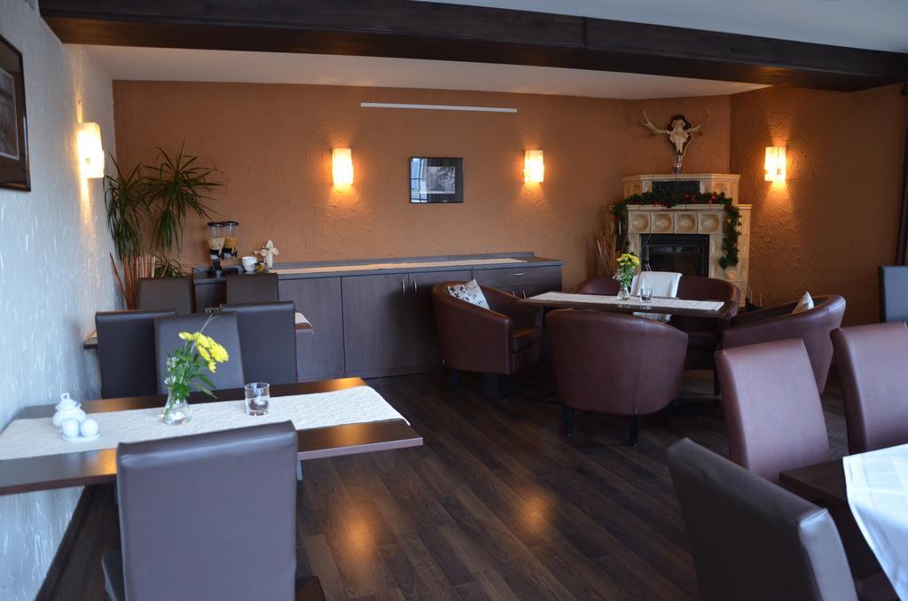 Lukas Restaurant Hotel Lounge Bar シュヴァルツハイデ エクステリア 写真