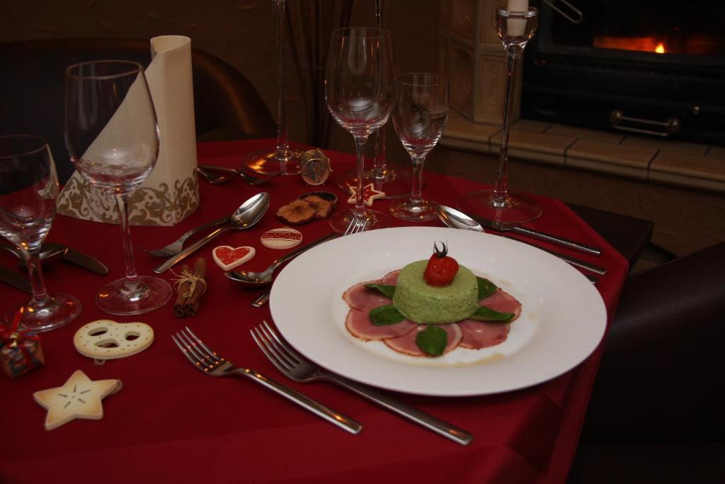 Lukas Restaurant Hotel Lounge Bar シュヴァルツハイデ エクステリア 写真