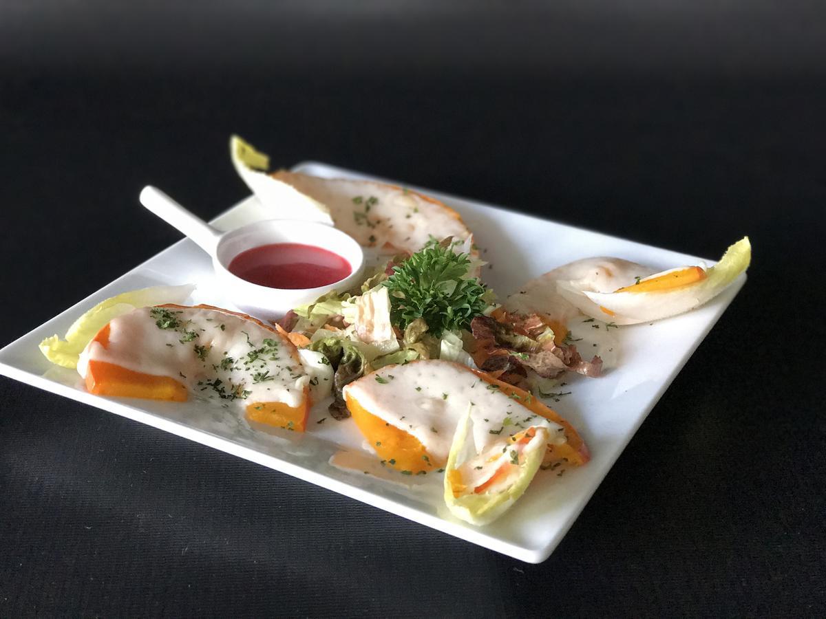 Lukas Restaurant Hotel Lounge Bar シュヴァルツハイデ エクステリア 写真